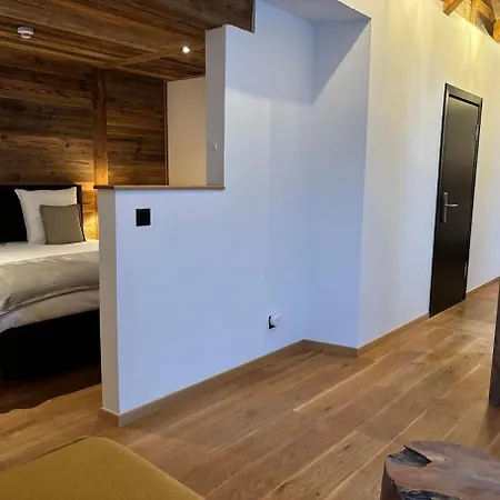 Des Muverans ホテル