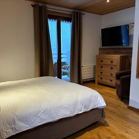 Des Muverans 奥瓦伦纳茨